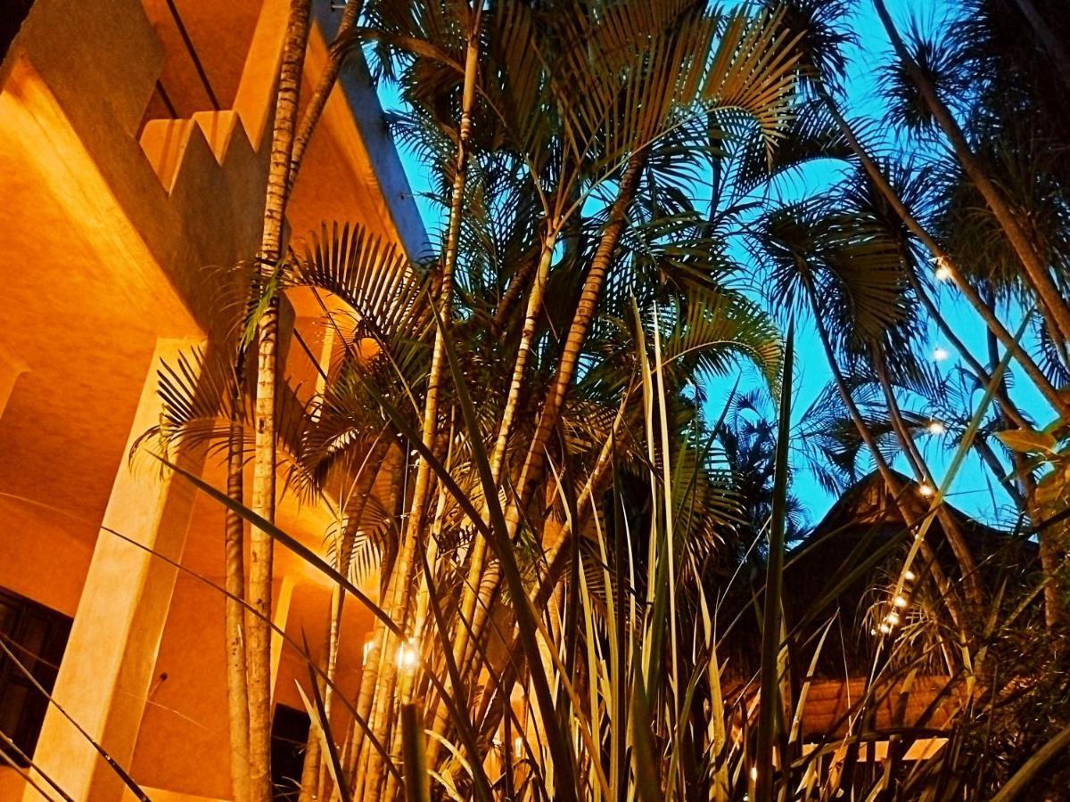 โรงแรมบาร์ริโอลาติโน ปลายาเดลการ์เมน ภายนอก รูปภาพ